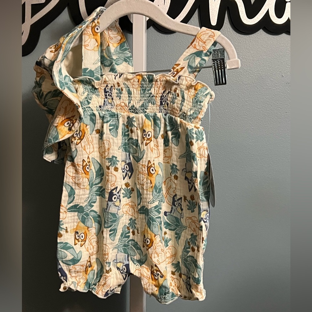 Bluey Bingo Tropical Smocked  Romper with Sun Hat NWT 3-6 months